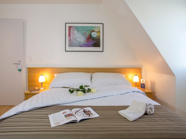 Imagen de la habitación del Hotel Hine Adon Cheval Blanc. Foto 10