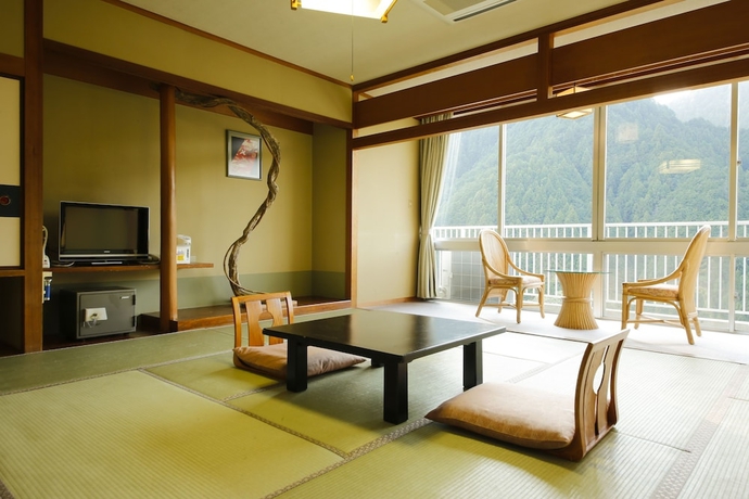 Imagen de la habitación del Hotel Hinotanionsen Misugi Resort. Foto 4