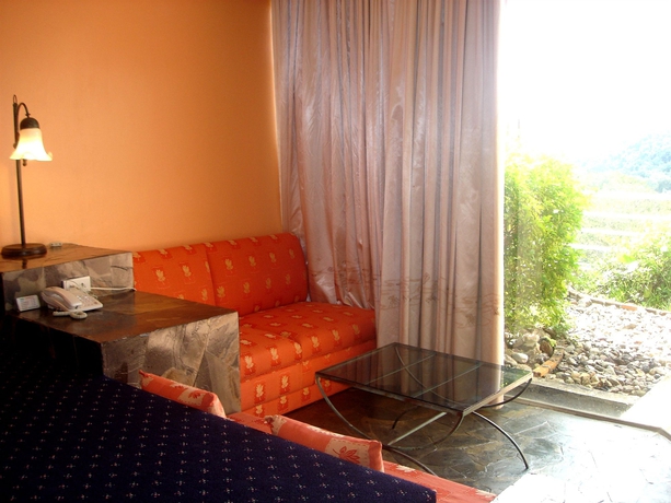 Imagen de los interiores del Hotel Hinsuay Namsai Resort. Foto 14