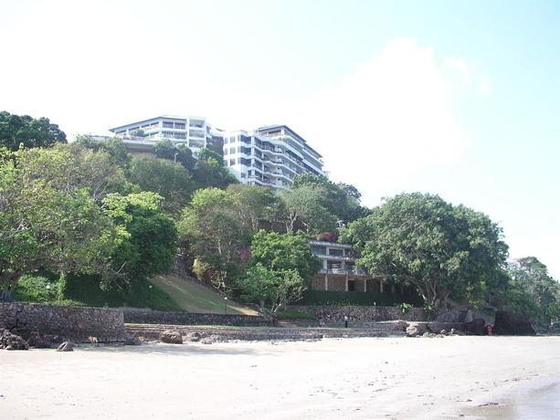 Imagen de los exteriores del Hotel Hinsuay Namsai Resort. Foto 8