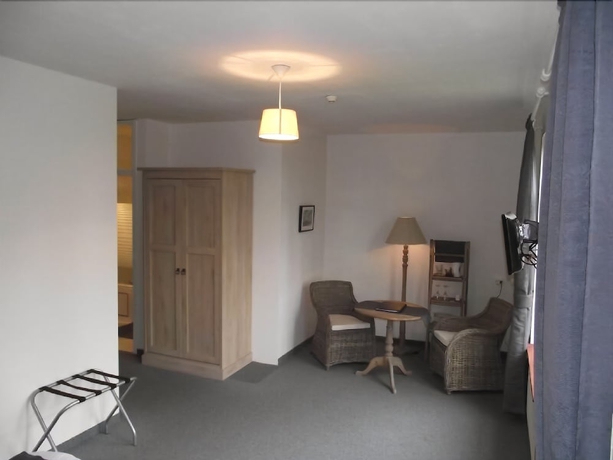 Imagen de la habitación del Hotel Hinterland. Foto 11