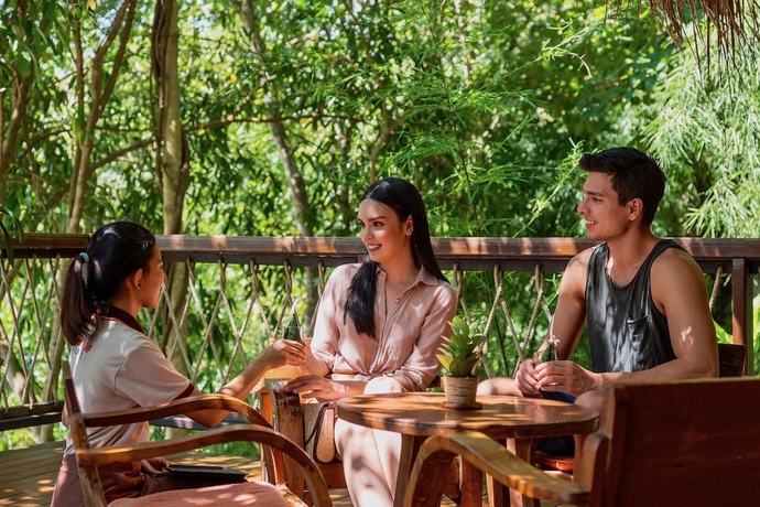 Imagen de los interiores del Hotel Hintok River Camp At Hellfire Pass. Foto 18