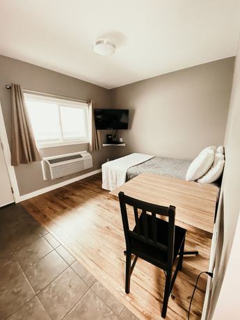 Imagen de la habitación del Hotel Hinton Highway Inn. Foto 13