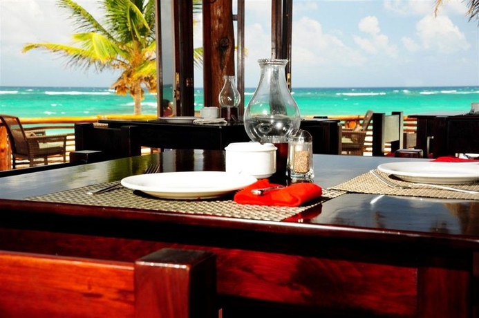 Imagen del bar/restaurante del Hotel Hip Tulum By Ana Y José - All Inclusive. Foto 3