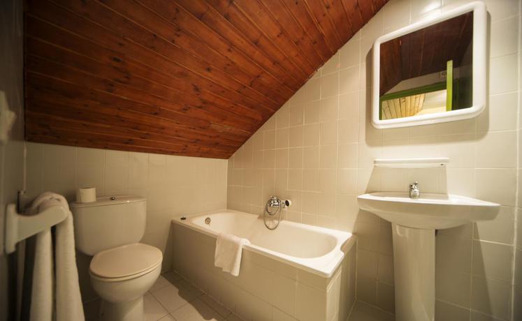 Imagen de la habitación del Hotel Hipic. Foto 6