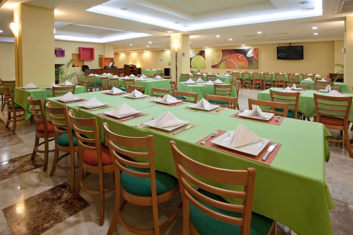 Imagen del bar/restaurante del Hotel Hipico Inn. Foto 3