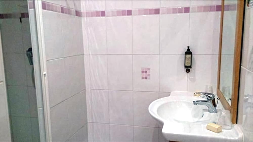 Imagen de la habitación del Hotel Hipotel Hostellerie Du Lys. Foto 18