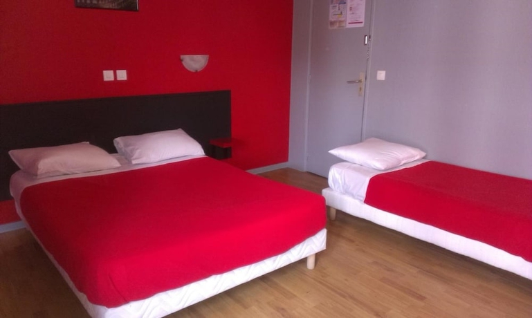 Imagen de la habitación del Hotel Hipotel Paris Gambetta Republique. Foto 7