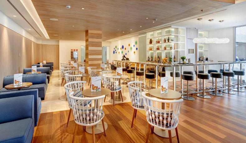 Imagen del bar/restaurante del Hotel Hipotels Bahia Cala Millor - Adults Only. Foto 3