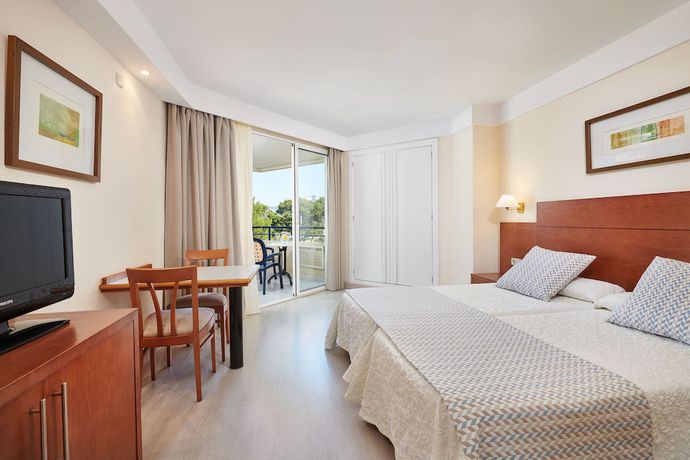 Imagen de la habitación del Hotel Hipotels Bah&iacute;a Grande. Foto 8