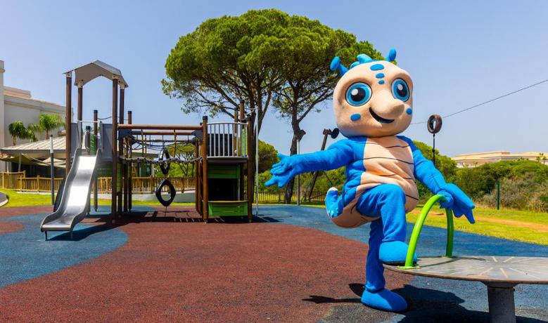 Imagen de los interiores del Hotel Hipotels Barrosa Park. Foto 17