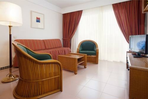 Imagen general del Hotel Hipotels Complejo Barrosa. Foto 6