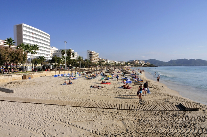 Imagen de los exteriores del Hotel Hipotels Don Juan. Foto 11