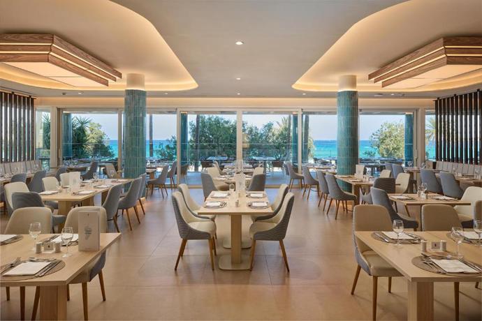 Imagen del bar/restaurante del Hotel Hipotels Don Juan. Foto 6