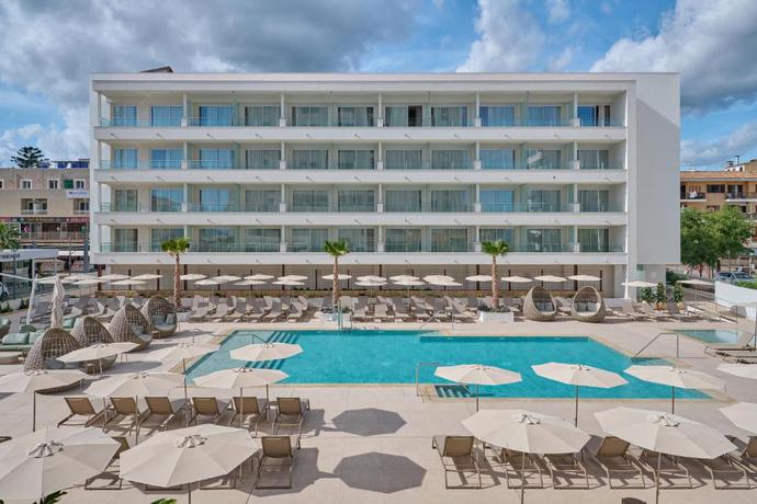 Imagen de la piscina del Hotel Hipotels Don Juan. Foto 15