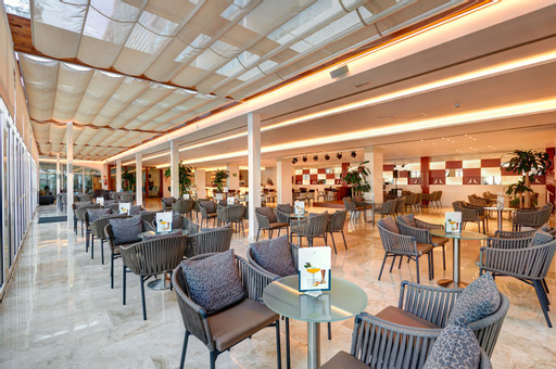 Imagen del bar/restaurante del Hotel Hipotels Eurotel Punta Rotja and Spa. Foto 2