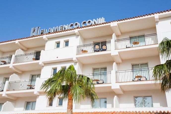 Imagen general del Hotel Hipotels Flamenco Conil. Foto 1