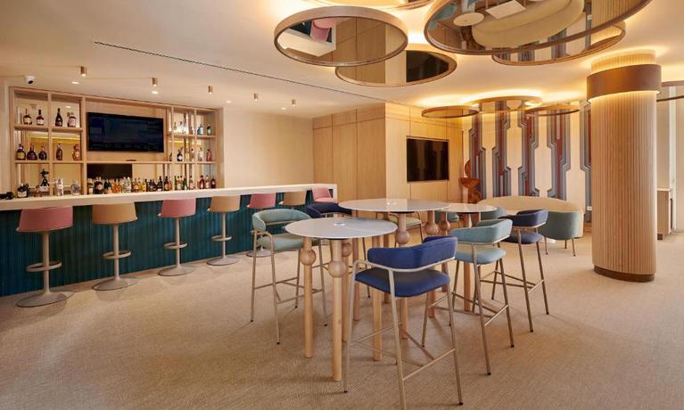 Imagen del bar/restaurante del Hotel Hipotels Flamenco. Foto 6