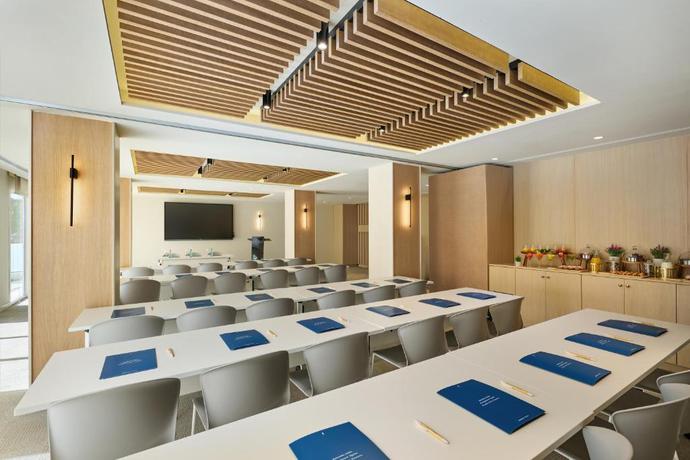 Imagen de los interiores del Hotel Hipotels Flamenco. Foto 15