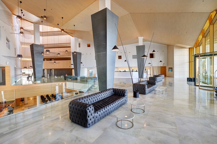 Imagen de los interiores del Hotel Hipotels Gran Playa De Palma. Foto 17