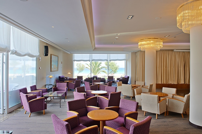 Imagen del bar/restaurante del Hotel Hipotels Hipocampo - Adults Only. Foto 3