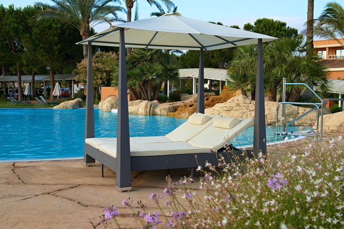 Imagen de la piscina del Hotel Hipotels Hipocampo Palace & Spa. Foto 15