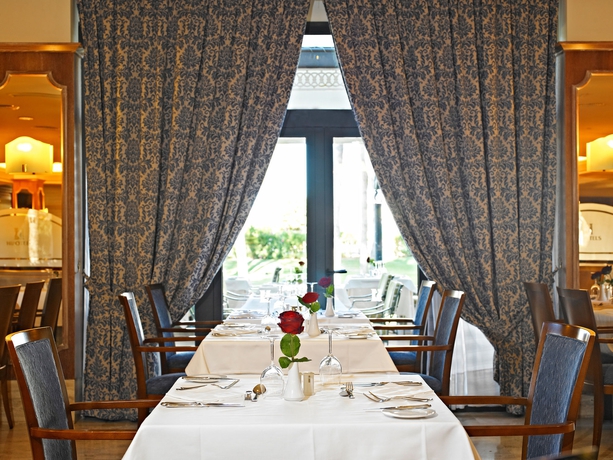 Imagen del bar/restaurante del Hotel Hipotels Hipocampo Palace & Spa. Foto 5