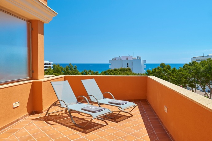 Imagen de los exteriores del Hotel Hipotels Hipocampo Palace and Spa. Foto 10