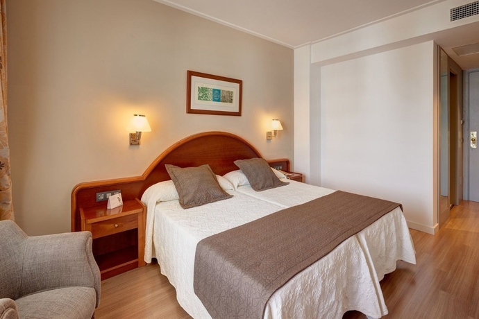 Imagen general del Hotel Hipotels Hipocampo Playa. Foto 16