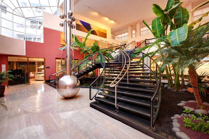 Imagen de los interiores del Hotel Hipotels La Geria. Foto 15