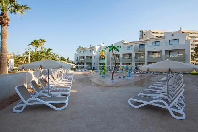 Imagen general del Hotel Hipotels Mediterraneo Club. Foto 4