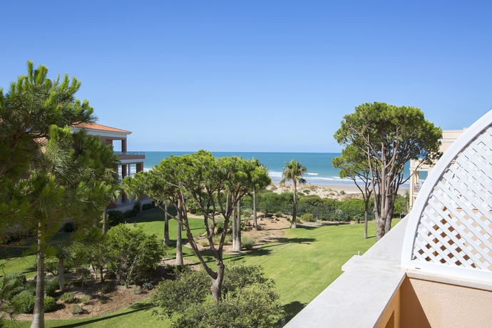 Imagen de los interiores del Hotel Hipotels Playa La Barrosa - Adults Only. Foto 13