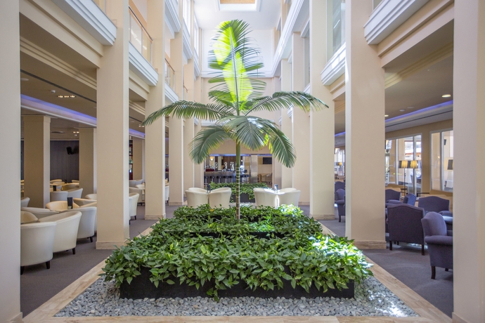Imagen de los interiores del Hotel Hipotels Playa La Barrosa - Adults Only. Foto 17