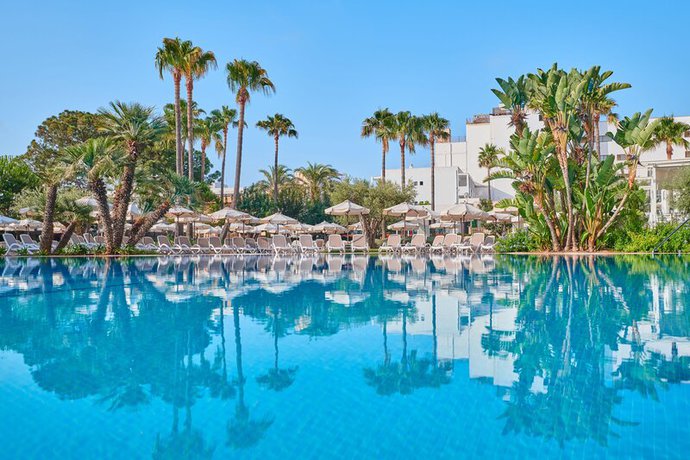 Imagen de la piscina del Hotel Hipotels Said. Foto 15