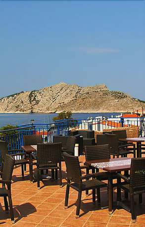 Imagen del bar/restaurante del Hotel Hippocampus, Aegina. Foto 4