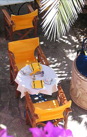 Imagen del bar/restaurante del Hotel Hippocampus, Aegina. Foto 5