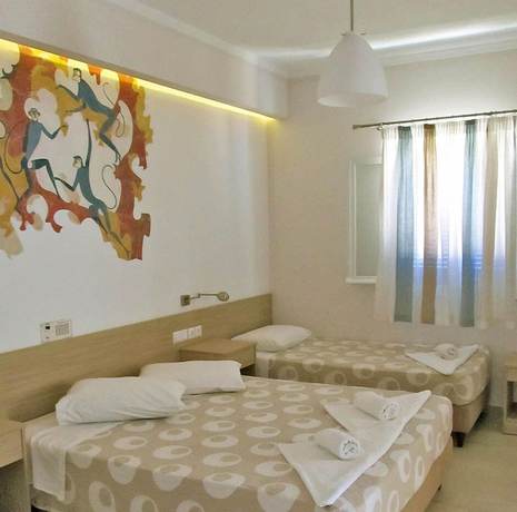 Imagen de la habitación del Hotel Hippocampus, Santorini. Foto 2