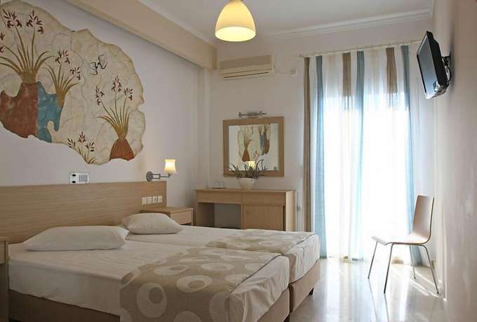 Imagen de la habitación del Hotel Hippocampus, Santorini. Foto 8