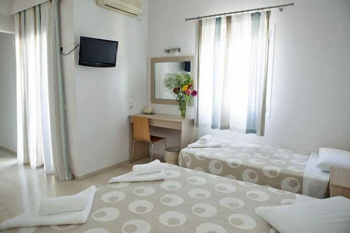 Imagen de la habitación del Hotel Hippocampus, Santorini. Foto 9