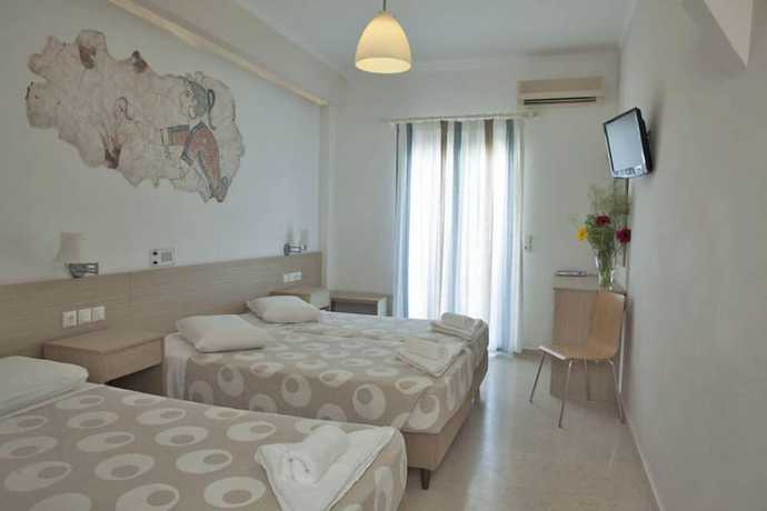 Imagen de la habitación del Hotel Hippocampus, Santorini. Foto 10