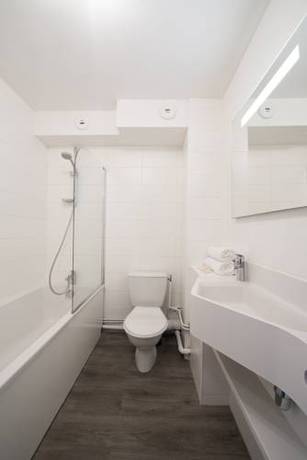 Imagen de la habitación del Hotel Hippotel. Foto 3