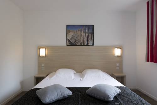 Imagen de la habitación del Hotel Hippotel. Foto 4
