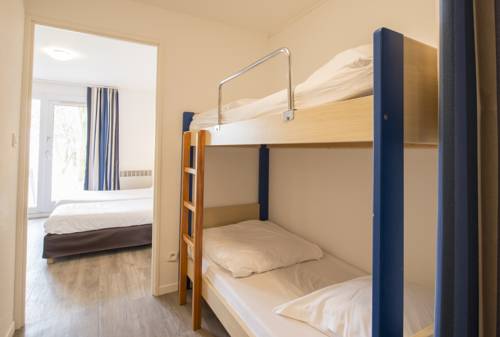 Imagen de la habitación del Hotel Hippotel. Foto 5