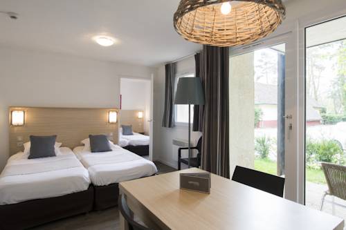 Imagen de la habitación del Hotel Hippotel. Foto 12