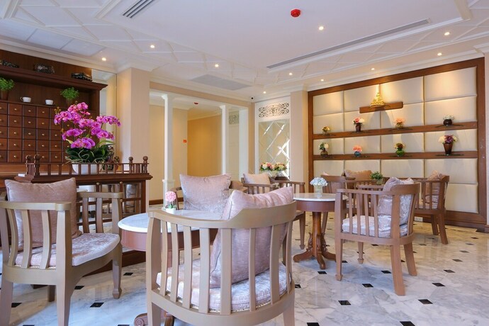 Imagen de los interiores del Hotel Hiranyakul House. Foto 32