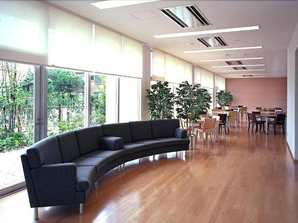 Imagen de los interiores del Hotel Hirata Maple. Foto 3