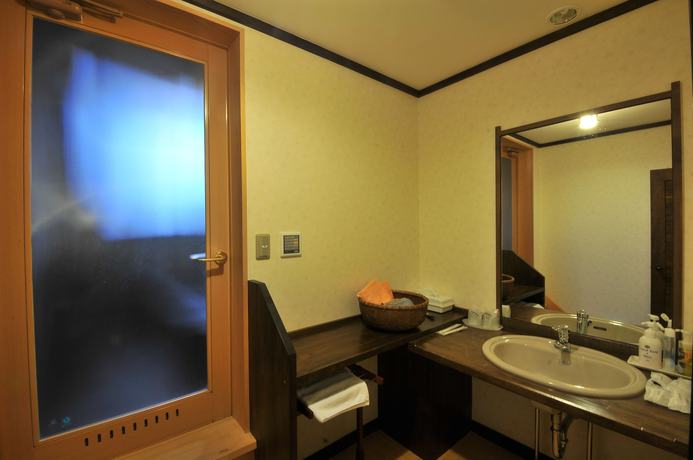 Imagen de la habitación del Hotel Hiratakan. Foto 9