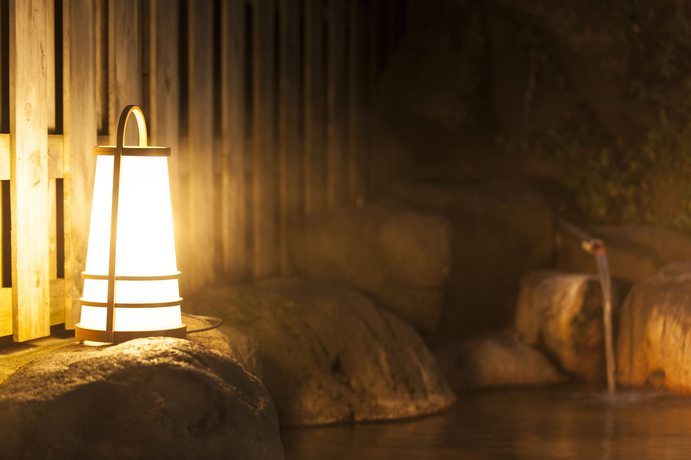 Imagen de la piscina del Hotel Hiratakan. Foto 20