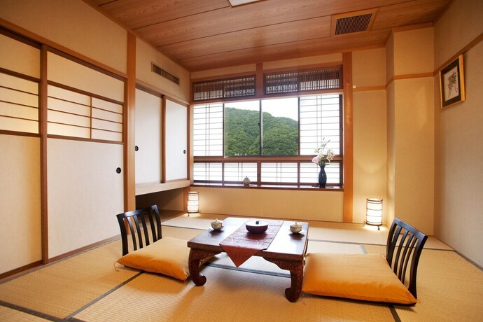 Imagen de la habitación del Hotel Hirayuonsen Yamatokan. Foto 27