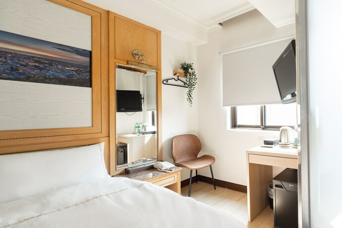 Imagen de la habitación del Hotel Hiriver. Foto 17